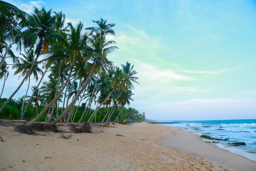 Autumn Moon Beach Cabanas Tangalle Extérieur photo